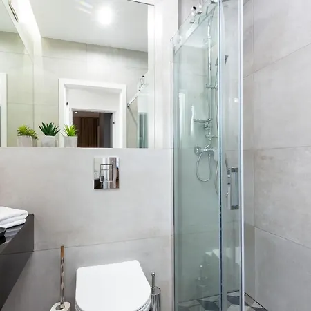 Mennica - Center By Renters Prestige Apartmanhotel