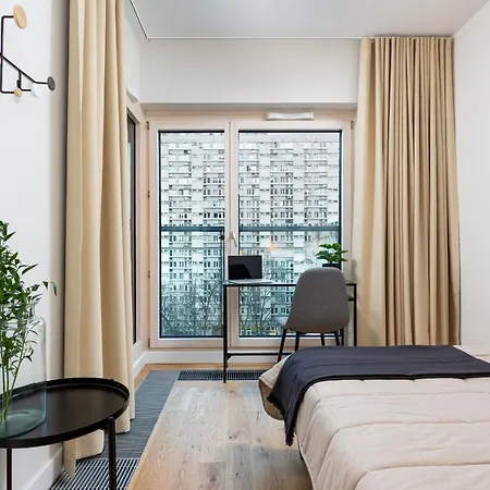 Mennica - Center By Renters Prestige * Varsó