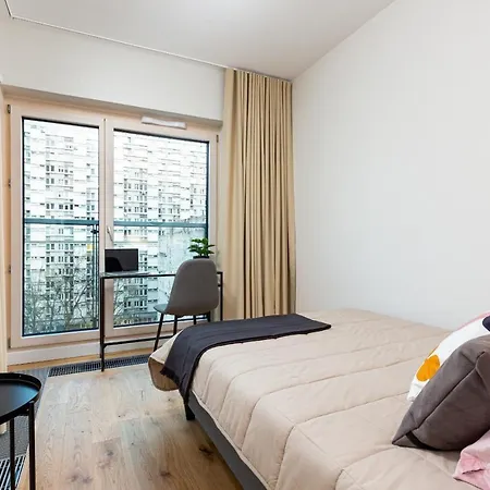 Mennica - Center By Renters Prestige Apartmanhotel Varsó