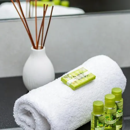 Apartmanhotel Mennica - Center By Renters Prestige