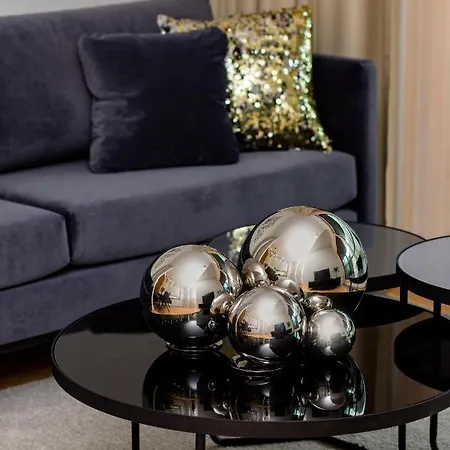 Mennica - Center By Renters Prestige