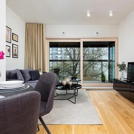 Mennica - Center By Renters Prestige 4* Warschau