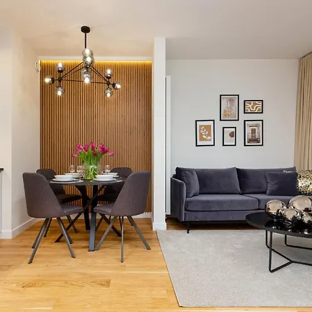 Mennica - Center By Renters Prestige Varsó