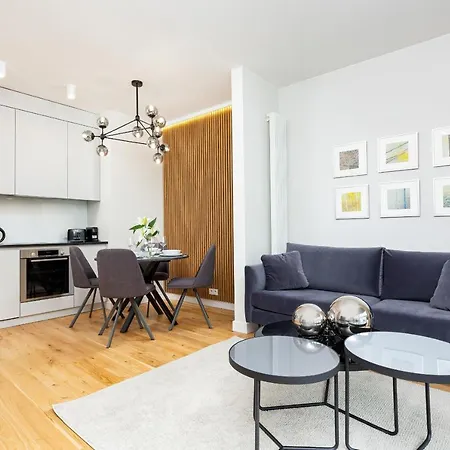 Appart hôtel Mennica - Center By Renters Prestige *