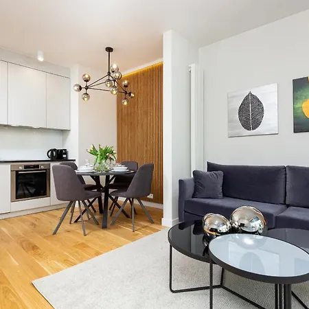 Mennica - Center By Renters Prestige