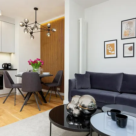 Mennica - Center By Renters Prestige